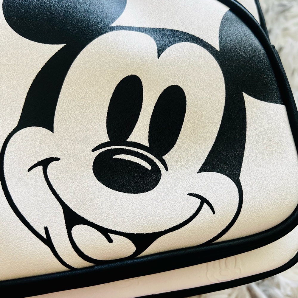 Primark x Disney Exclusive Mickey Mouse Black - Picture 5 of 5